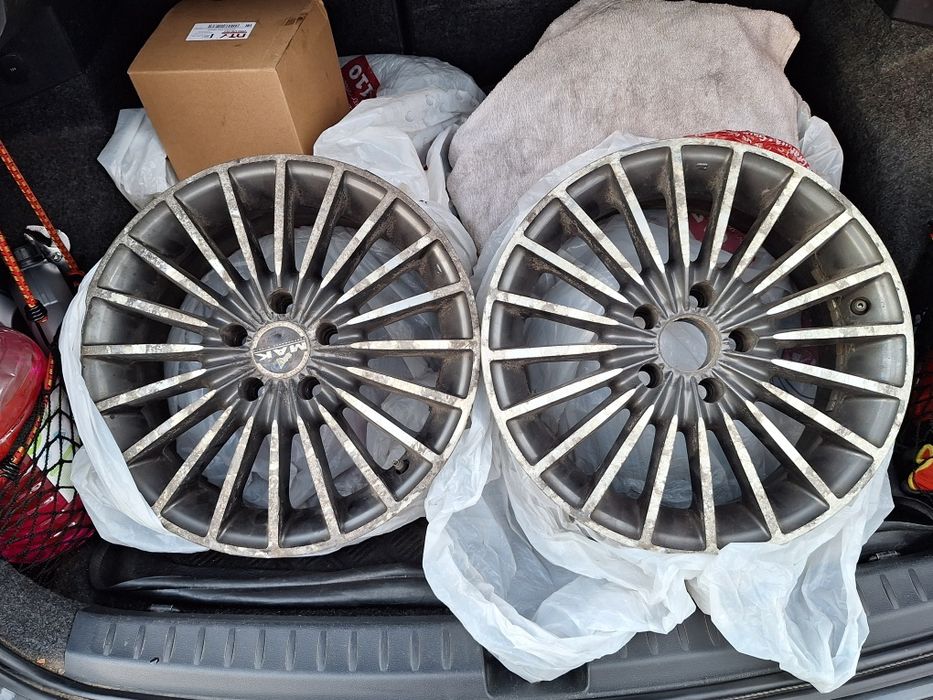 Vând jante aliaj 15"