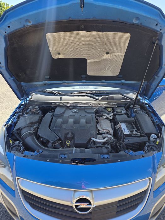 Opel Insignia 2.8 v6 OPC 2014 325 HP 4 × 4