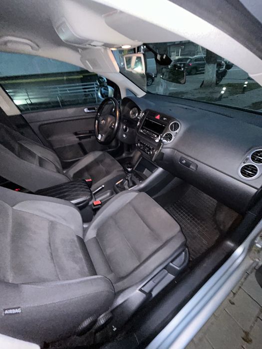 Vand golf 6 plus 2.0 diesel (masina de scoala de soferi)