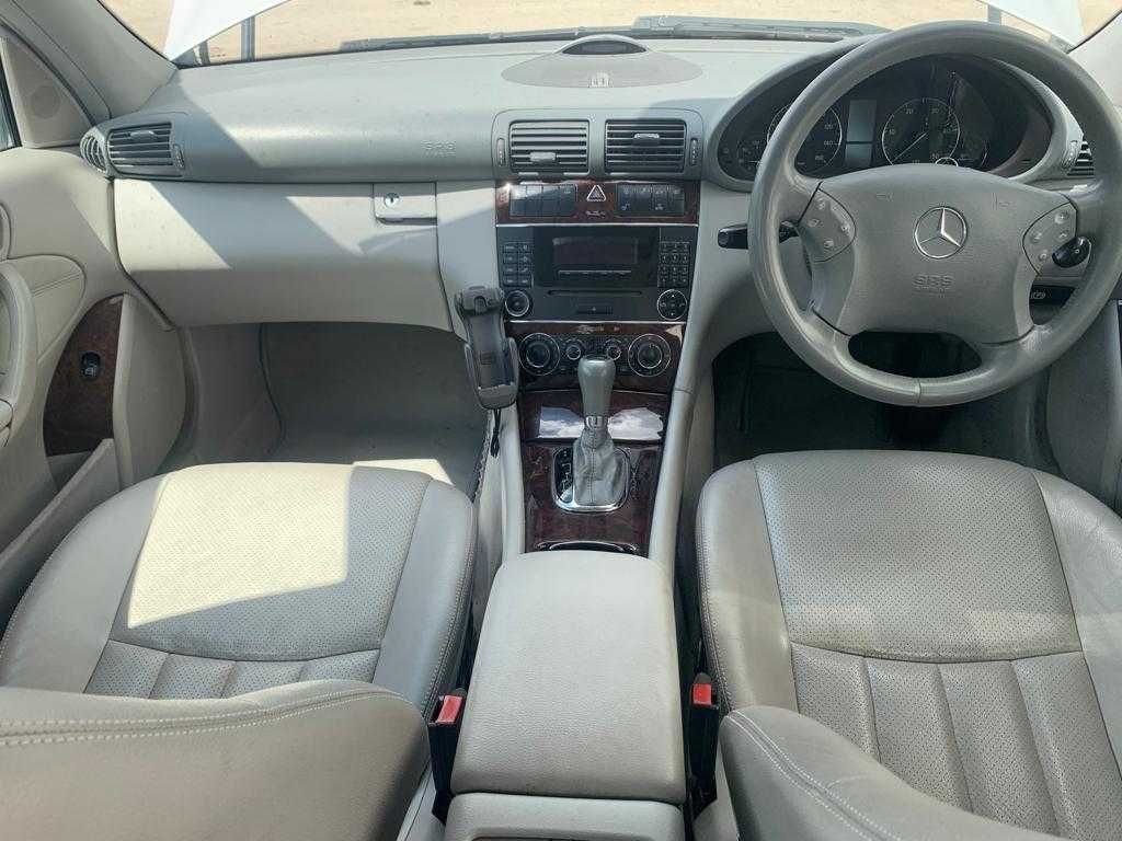 Dezmembrez mercedes c class w203 facelift c270 cdi/c220/bara fata w203