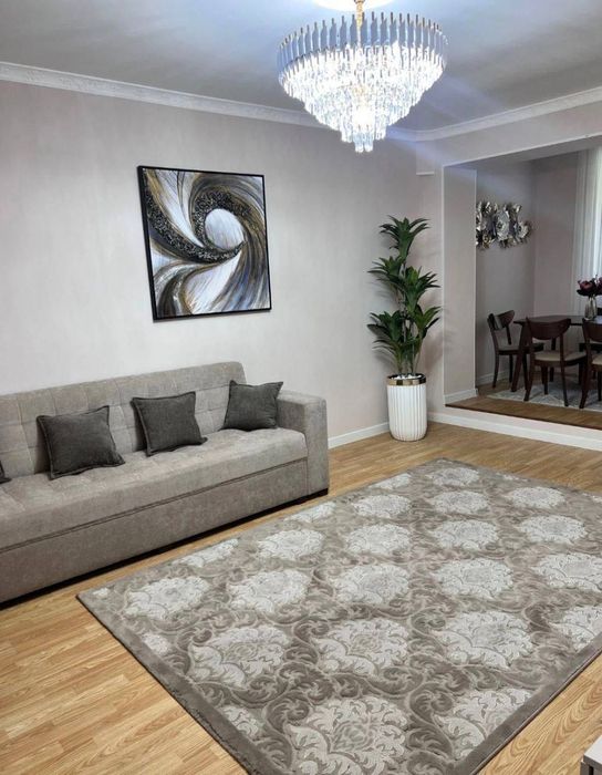 C-5 Sotuvda 3 xonalik uy remont Jasorat Monumenti