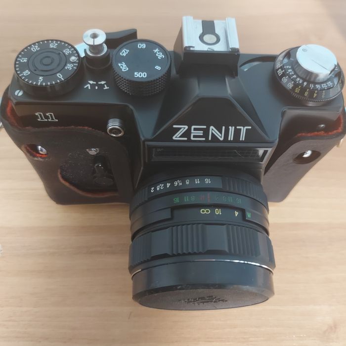 Aparat foto  Zenit 11 + Helios-44M-4