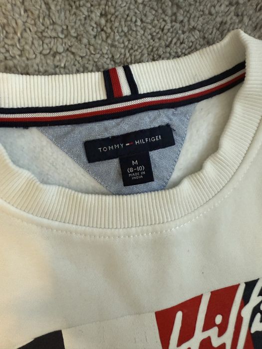 Суитшърти Tommy Hilfiger 8-10 години