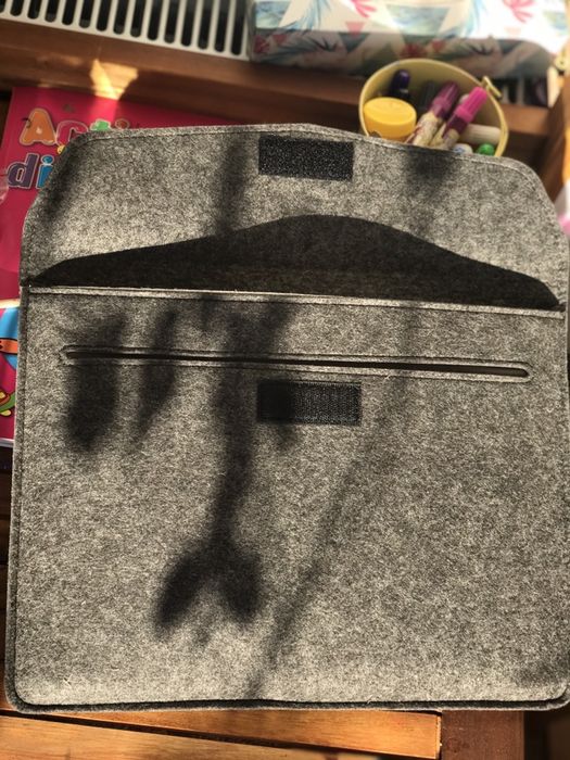 NOUĂ NOUȚĂ: Husa Amazon laptop 13’