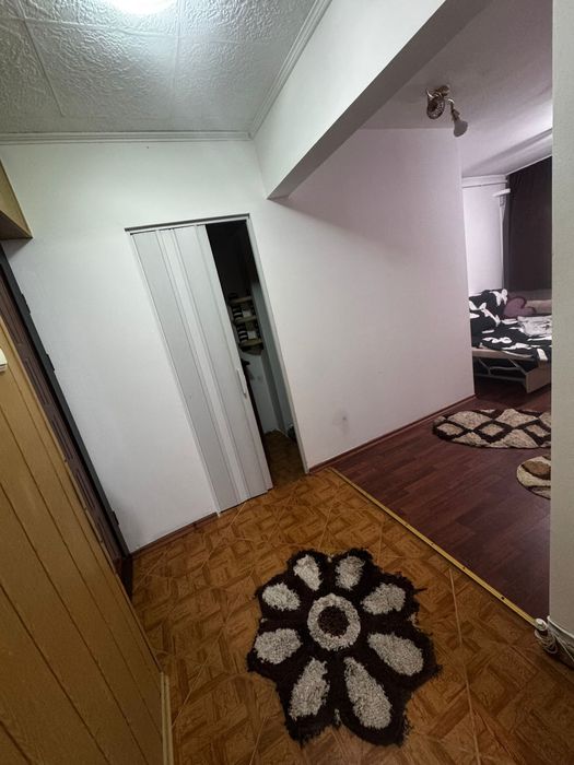 Vand aparatment etaj 1, central.