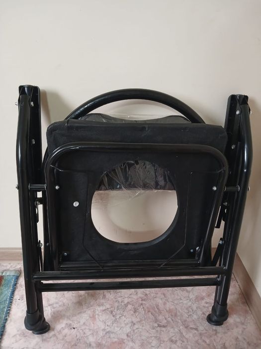 Кресло-туалет совершенно новый и не использовали!