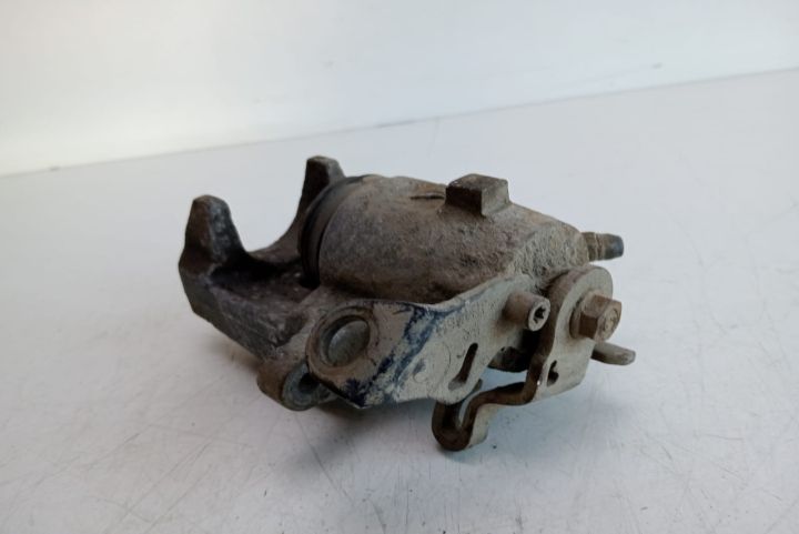 Etrier frana dreapta spate Skoda Octavia prima generatie (facelift) s