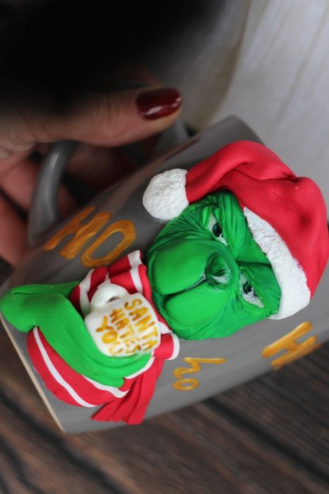 Чаша "Гринч" ръчна изработка