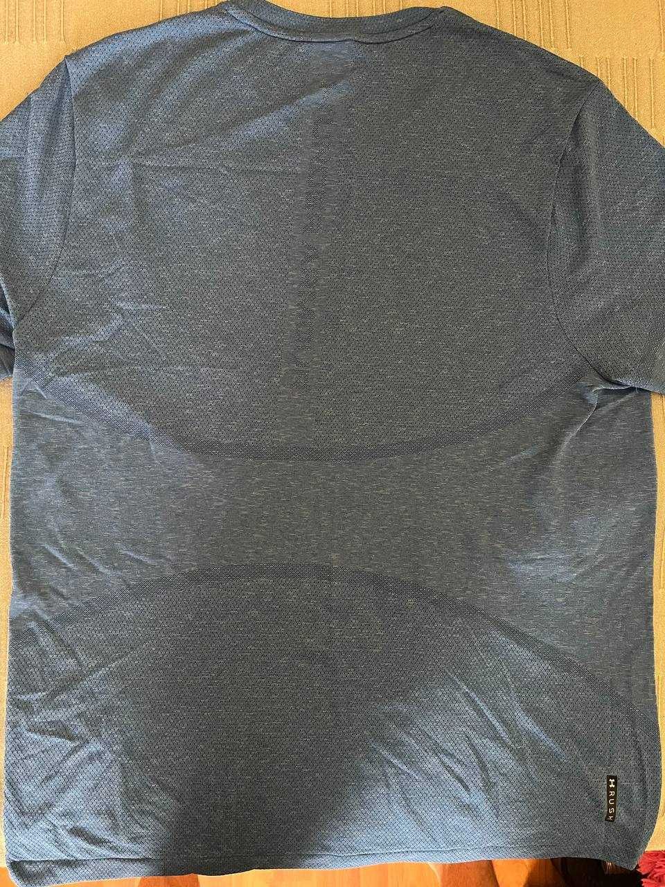 Тениска Under Armour, носена веднъж, размер L