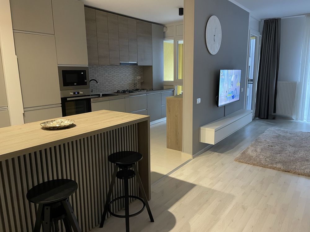 Închiriez apartament 2 camere