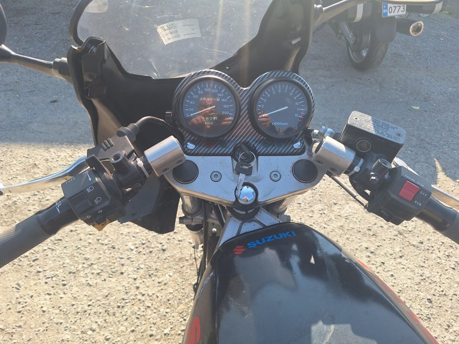 Suzuki G S 500 E