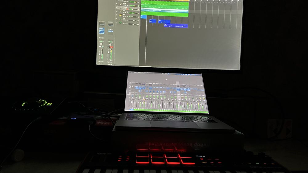 MIDI-клавиатура Akai MPK MINI PLUS 37