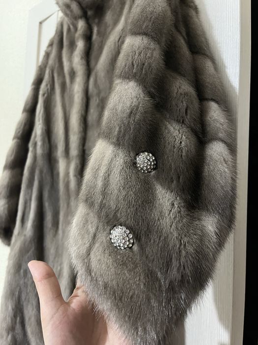 Норковая шуба.Новая и длинная.