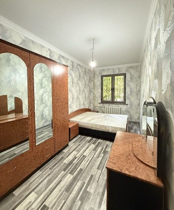 Sergeli 2-bekat metro yonida arenda bezmakler