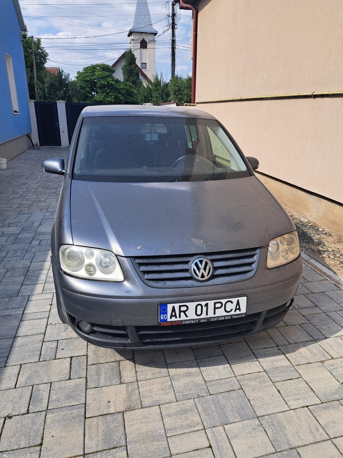 Vand touran 2.0 136 cp