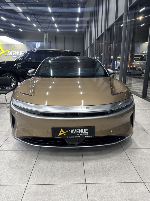 Продается абсолютно новый Lucid Air Dream Edition