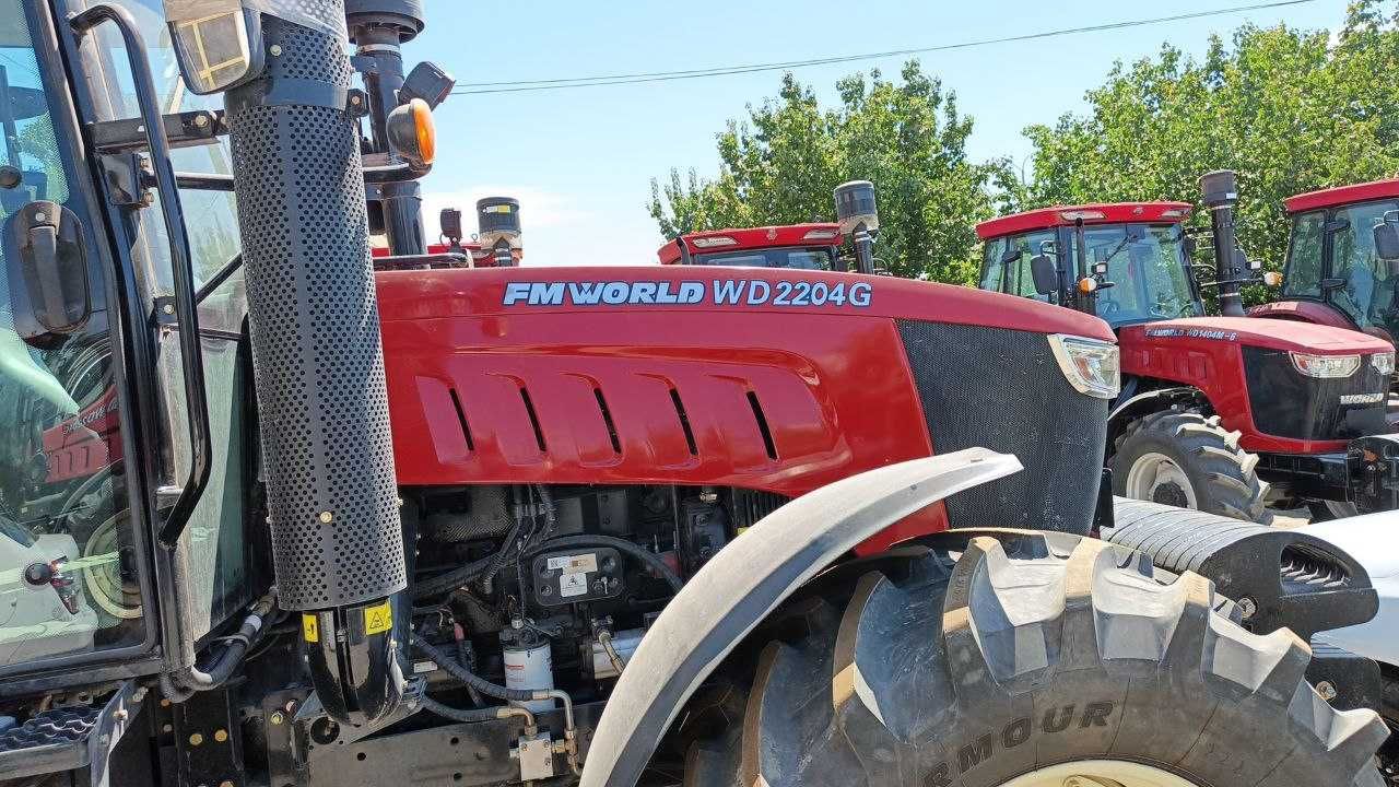 Traktor WD1604E (160 HP)