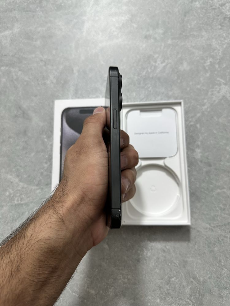 iPhone 15 Pro 128GB Black Titanium