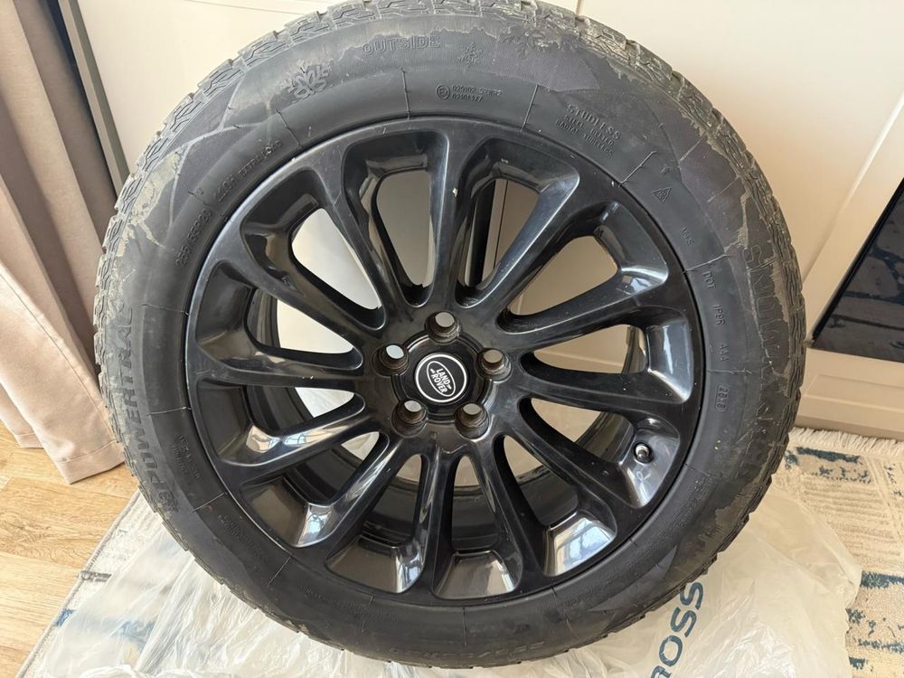 Диски с резиной на Range Rover