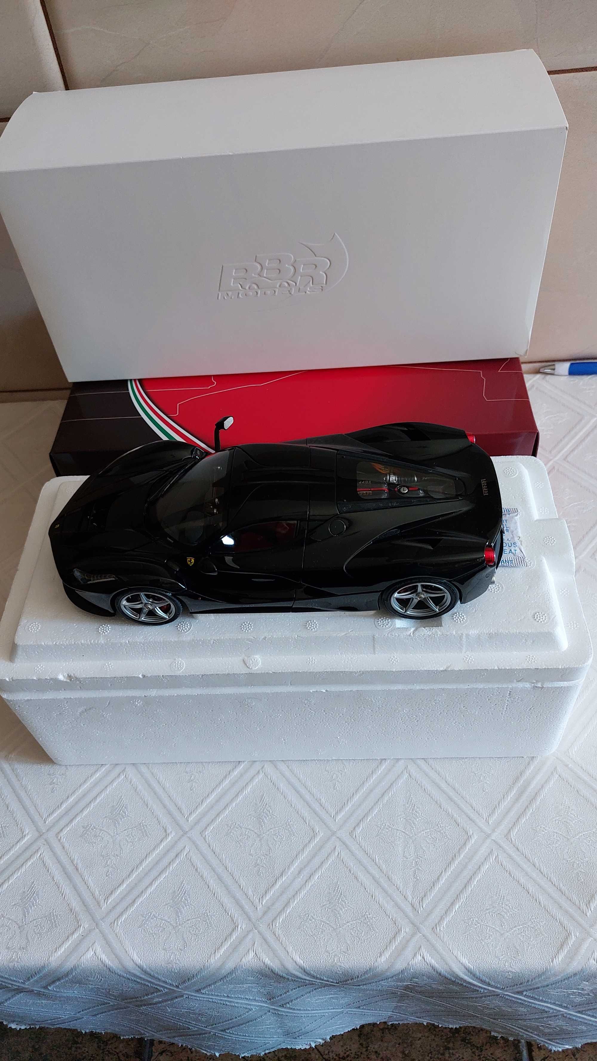 De vinzare macheta ferrari la ferrari de la BBR (nu autoart,cmc,lcd)