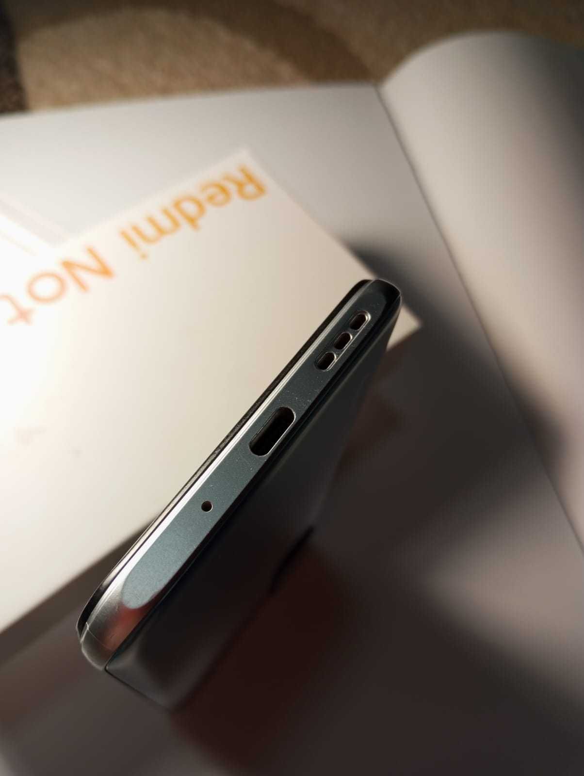 Xiaomi Redmi note 10 Je 5g încă în garanție
