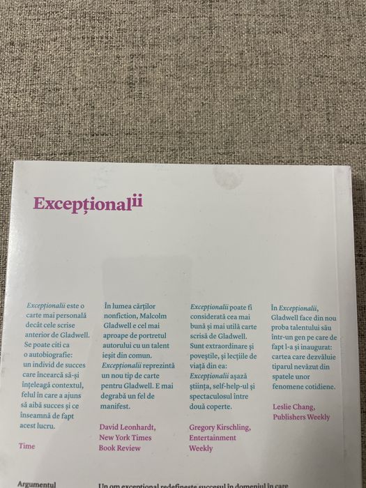 Carte “Exceptionalii”