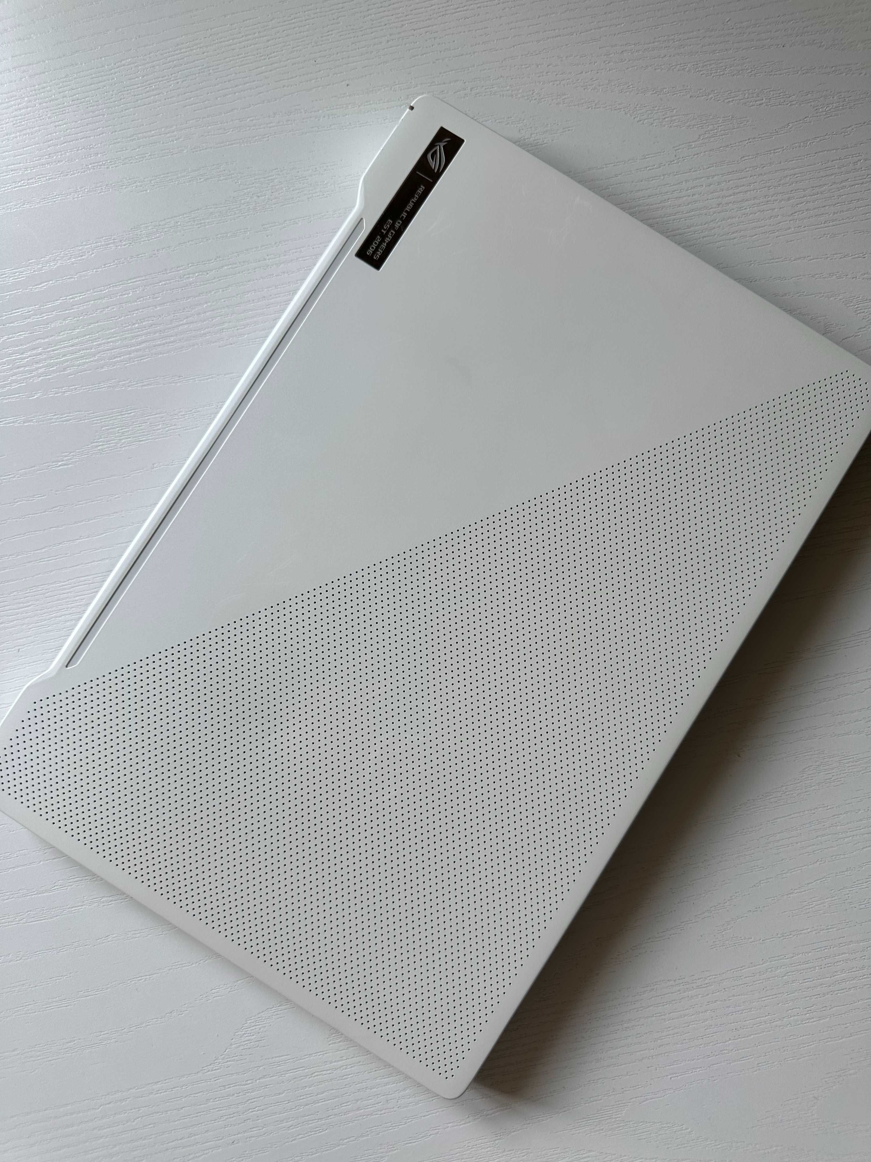 ASUS ROG Zephyrus G14 (2021)