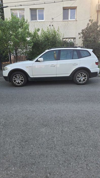 BMW X3 2.0i xDrive intretinut excelent