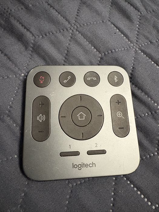 Vand Logitech telecomanda pentru sisteme MeetUp, Rally