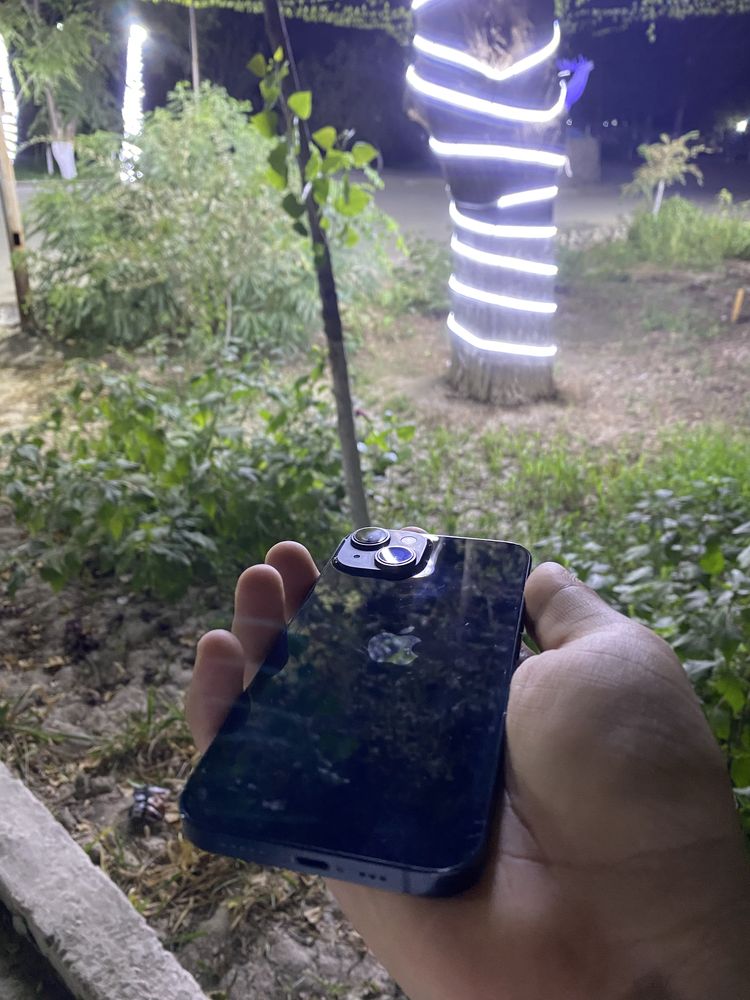 Apple iPhone 14