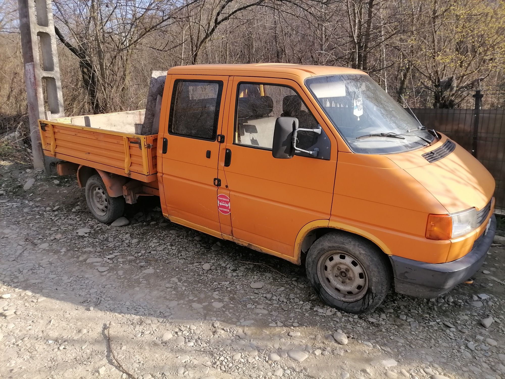 Vând volkswagen transporter