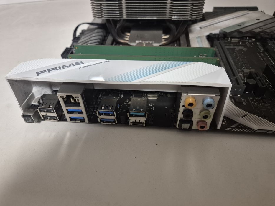 i7 7700 Asus x266 16 ddr4