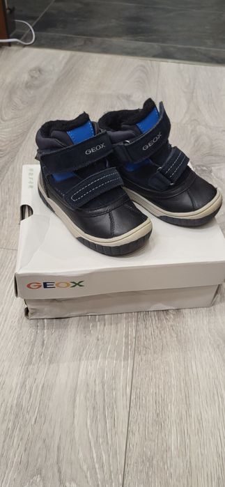 Детски зимни водоустойчиви  боти Geox