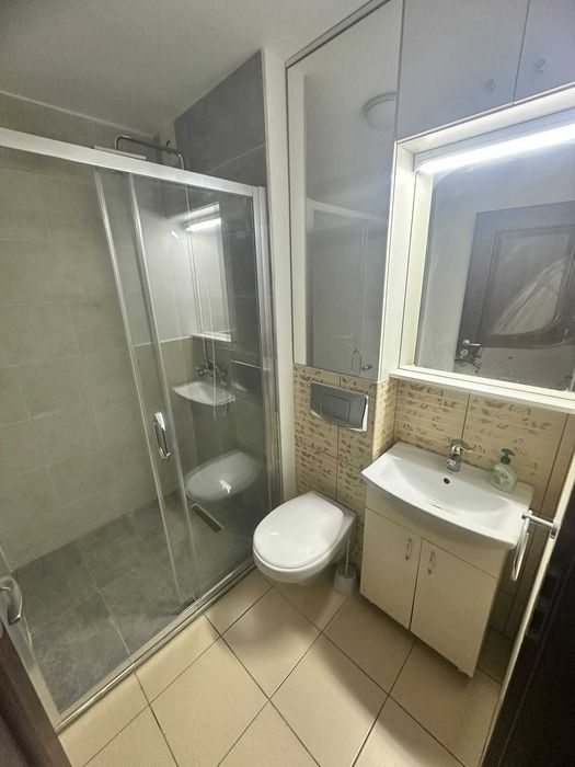 Apartament 3 camere Complex/Olimpia, 2 băi, 2 clime, renovat recent