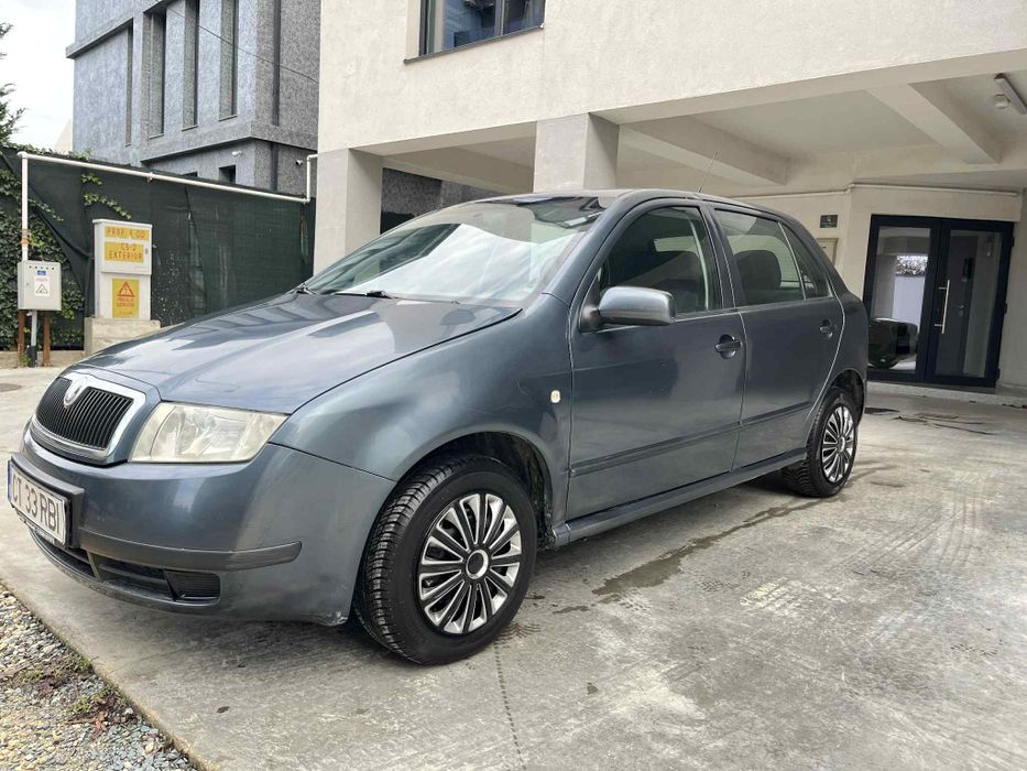 Vând scoda fabia