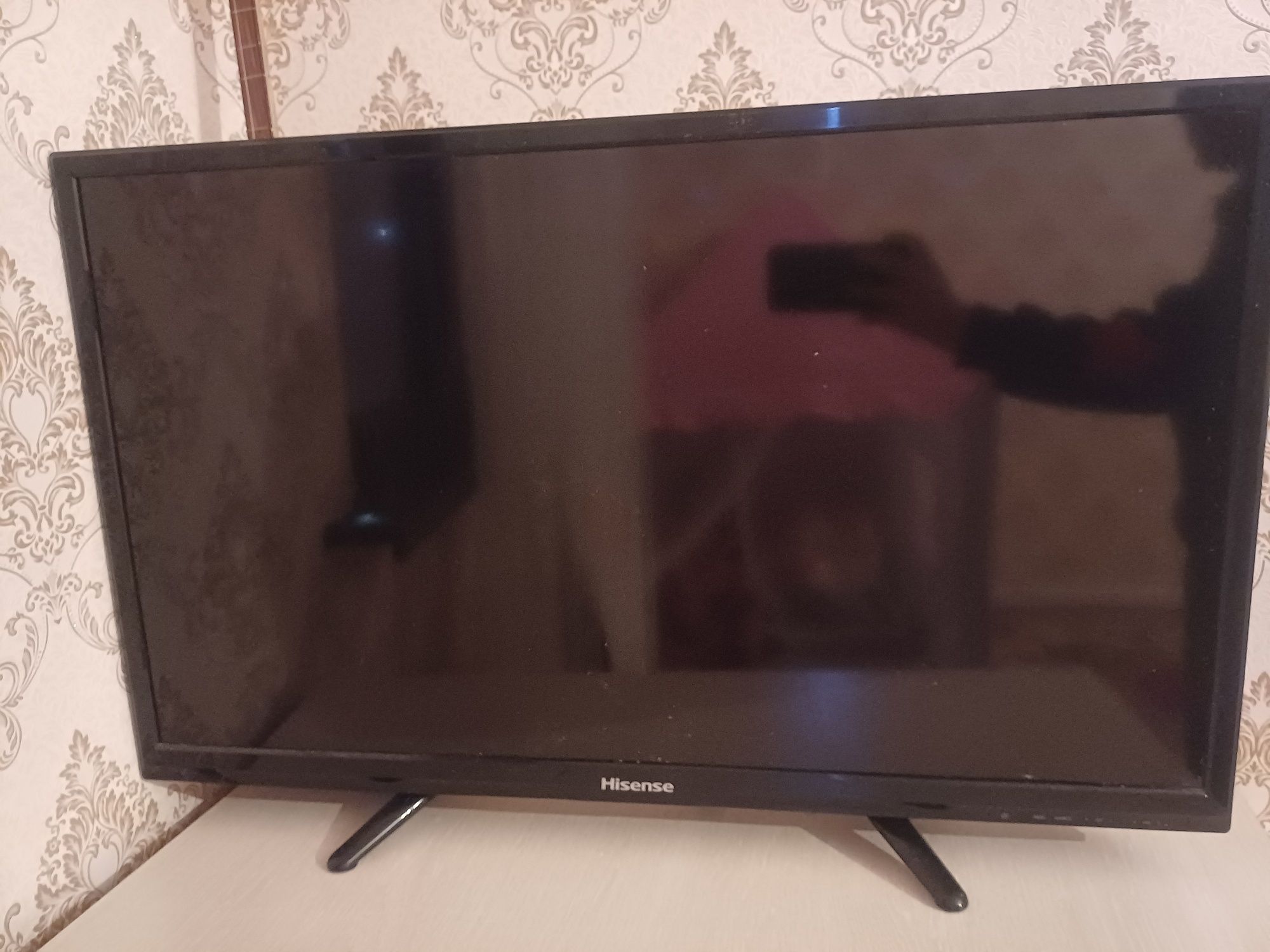 Телевизор Hisense 32A4K 81 см черный
