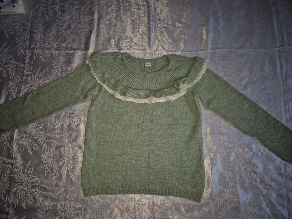 Ocazie Lot Bluze / plovarase 10-11 ani de firma C&A Lc waikiki Takko