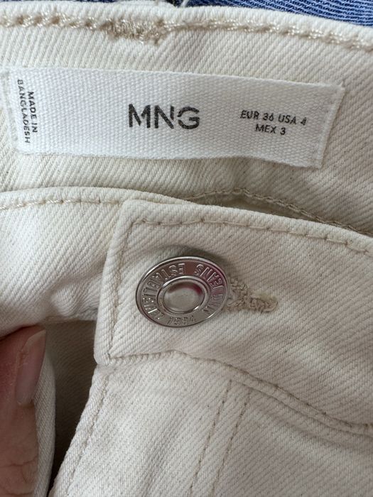 Джинсы момс mango