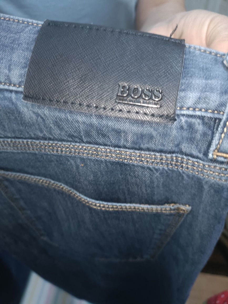 Pantaloni Hugo boss bărbați