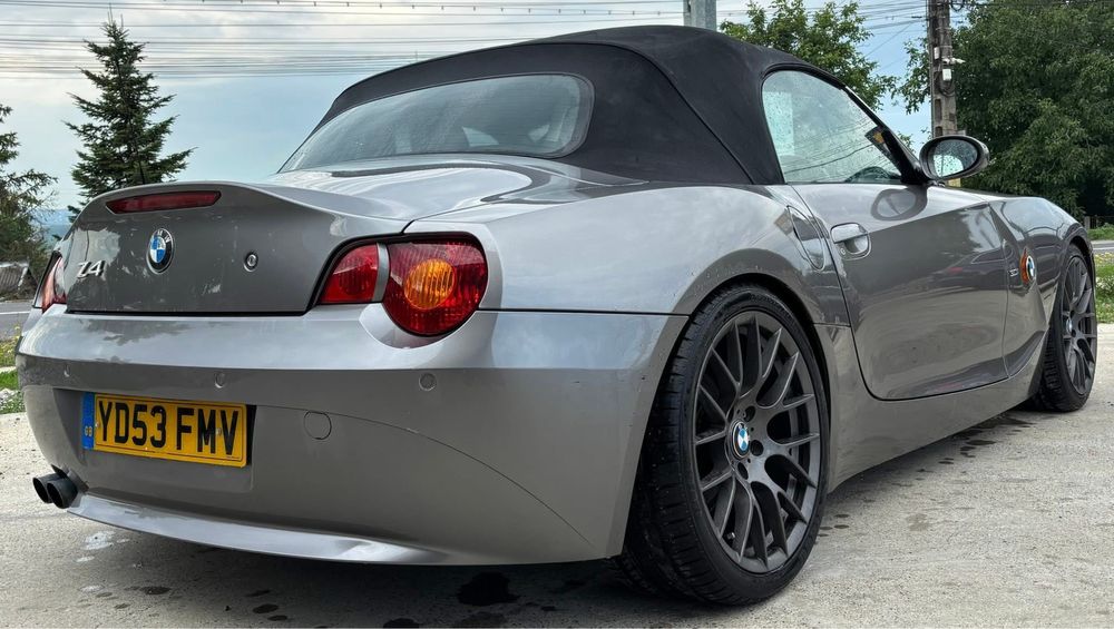 Dezmembrez BMW Z4 cabrio E85 3.0i  231cp ,6 trepte manual,Xenon,navi