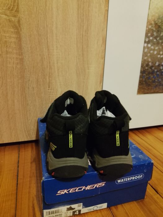 Зимни Skechers обувки