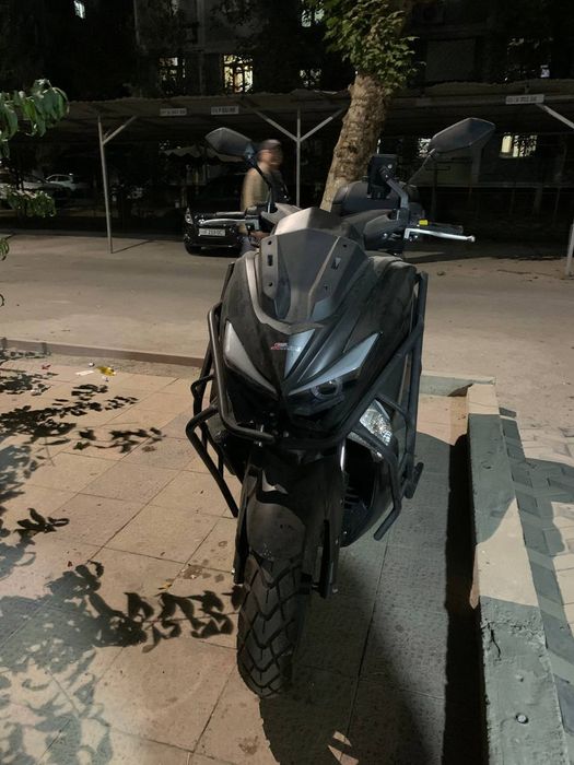 Benzinli skuter Nmax