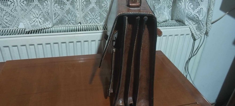 servieta ofice piele