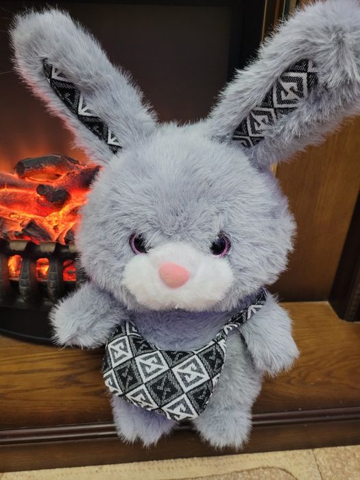 Продам зайку мягкого  новый