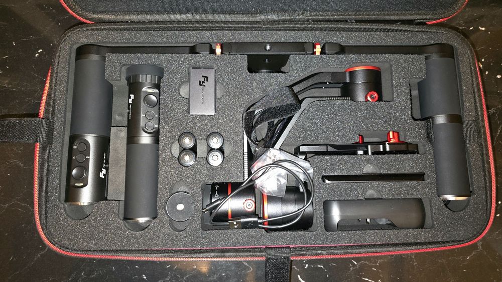 Gimbal cu stabilizare pe 3 axe Feiyu Tech A2000