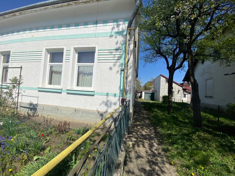 Casă cu istorie și potențial în inima Rădăuțiului