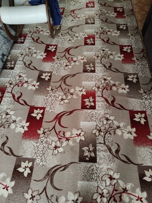 Палас б/у.ковролин.