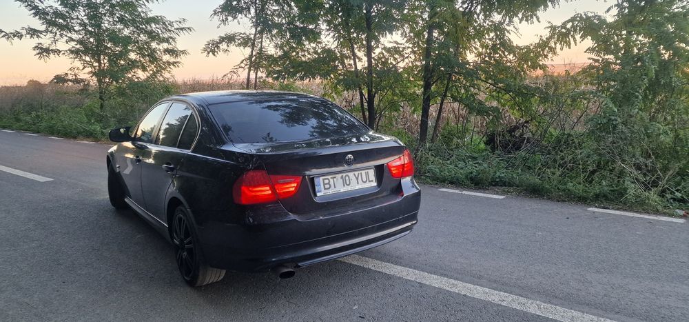 Vând bmw e90 facelift