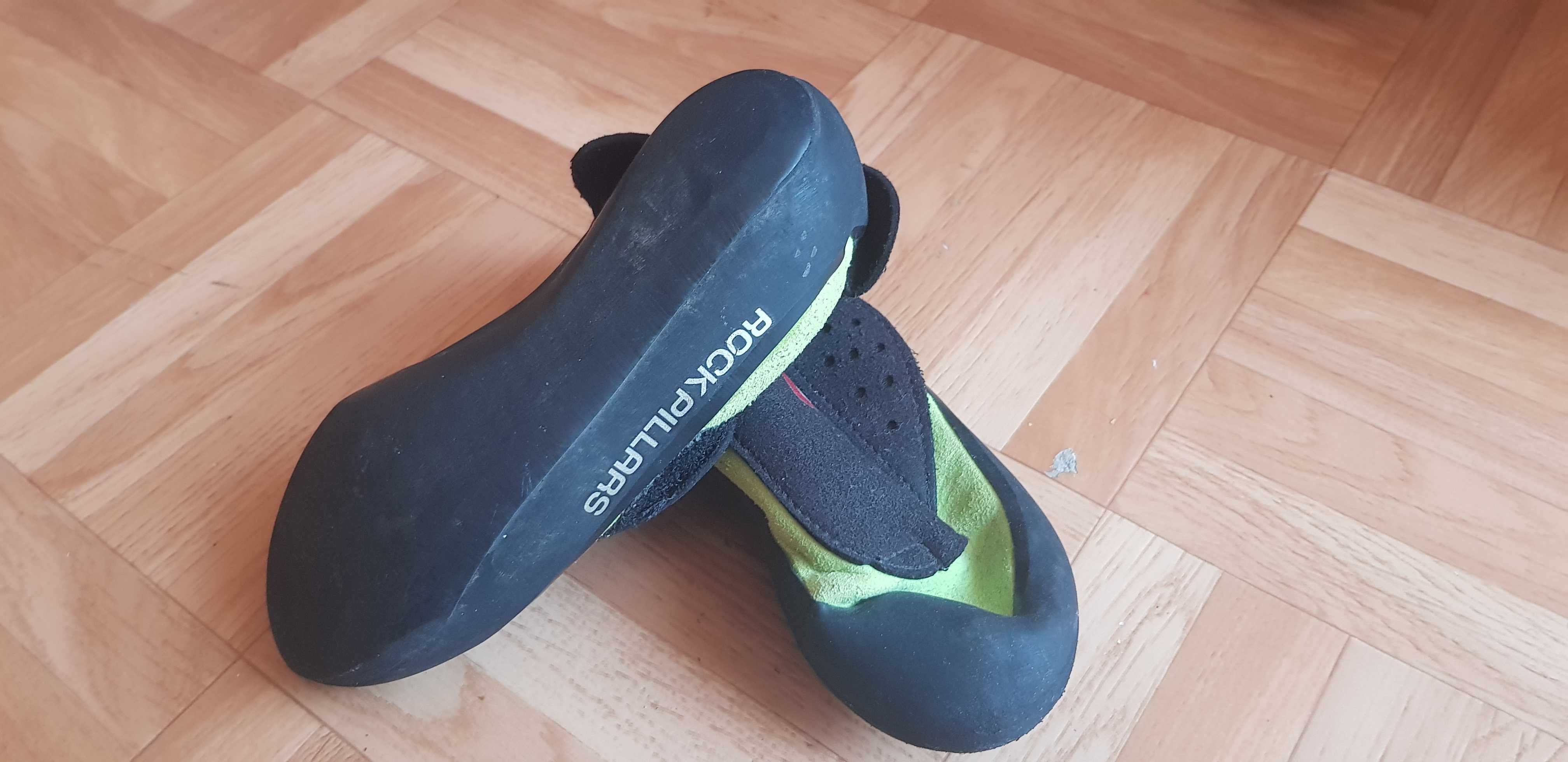 Espadrile pentru escalada catarat