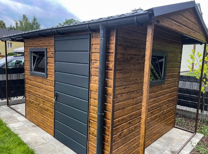 Căsuță de grădină 3,6×3,6m+streașină 3×3,6 m – maro închis mat – spați